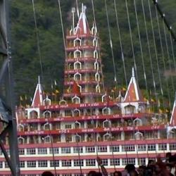 Rishikesh - Lakshmanjoolah spiritual centre